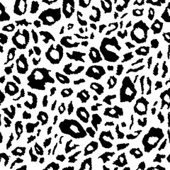 Abstract animal skin, leopard pattern with hatching effect. Jaguar or cheetah fur. Black and white seamless camouflage background. Vector wallpaper