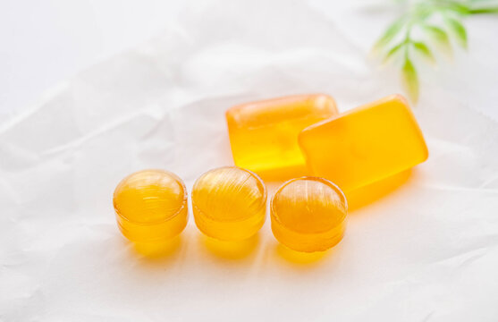 のど飴　カリン　マヌカハニー