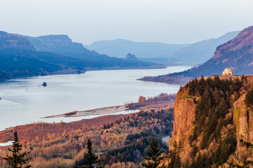 Naklejka premium beautiful evening at Gorge lookout in Oregon