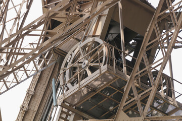 Eiffel Tower steel work details 