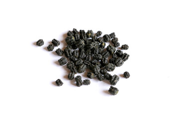 漢方薬として飲まれている蚕の糞（蚕砂）