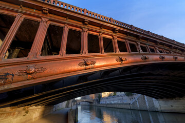 Pont au Double bridge in the 4th arrondissement of Pris