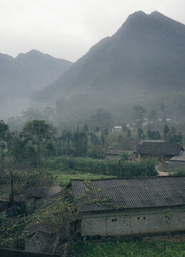 Morning at Sung La, Dong Van Plateau