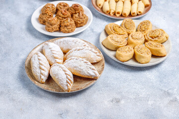 Various delicious vegan homemade cookies.