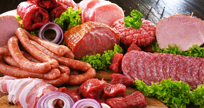 Composition with assorted meat products