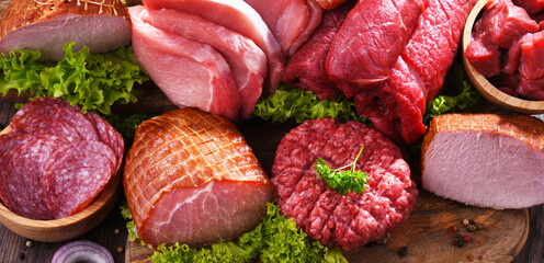 Composition with assorted meat products