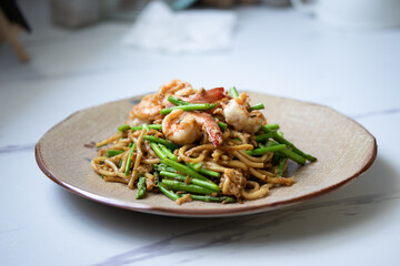 Fried Hokkien Noodles with Asparagus and Shrimp
