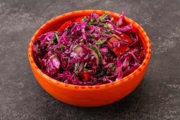 Pickled red cabbage with herbs