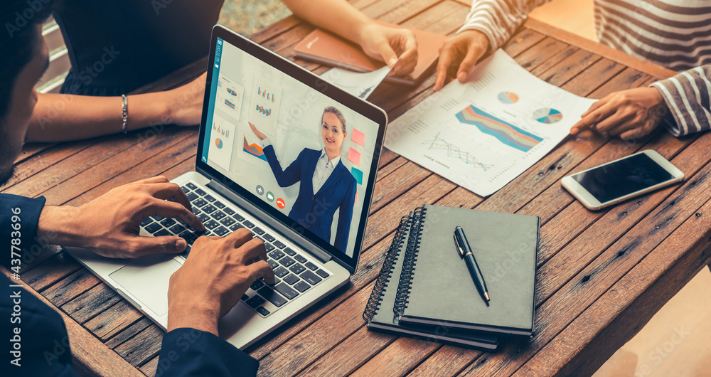 Poster e-learning and online business presentation meeting concept. digital training course for people to d