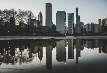 Naklejka premium Chicago Skyline at Sunset, vintage style