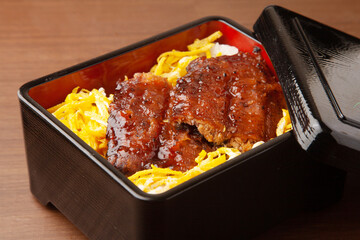 さんまの蒲焼き重