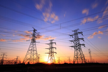 Fototapeta premium the pylon in the evening