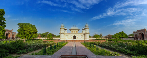 Fototapeta na wymiar Itmad-ud-Daula, also know as Baby Taj, Agra, Uttar Pradesh, India
