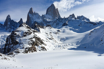 argentina, patagonia, glacier, glacier tour, glacier walk, floating ice, iceberg, winter, snow, rocky mountain, snowing hill, mist on peak, glacier on peak, glacier on mountain, i, snow covering mount