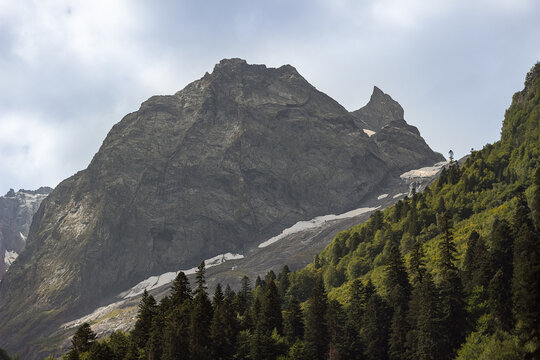 North Caucasus, zub sufruju peak, dombay