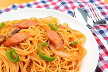 スパゲッティ　ナポリタン