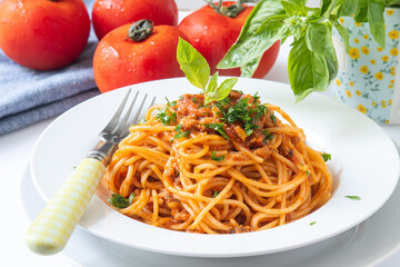 homemade bolognese spaghetti