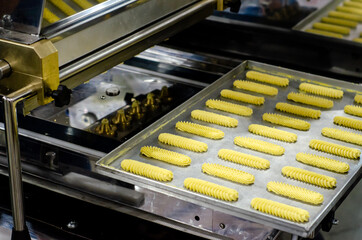 Automatic industrial cookie make machine. Cookie Line.