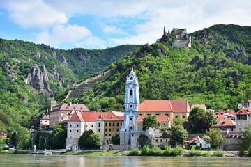 Fototapeta na wymiar Durnstein village on the Danube River in Wachau Valley