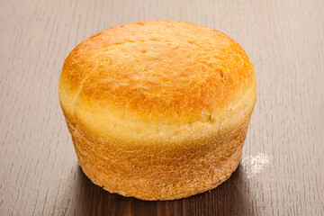 Hot and tasty round bread