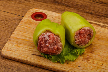 Raw stuffed bell pepper with meat