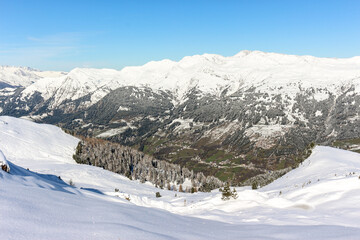 Fototapeta na wymiar Winter Mountain Landscape in Arosa, Switzerland