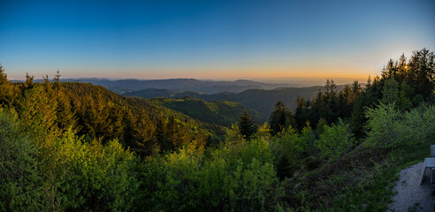Schwarzwald Sonnenuntergang Panorama
