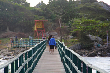 bridge to the sea