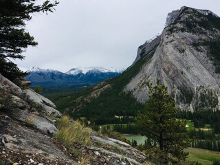 Banff & Mount Rundle spine amid spectacular scenery