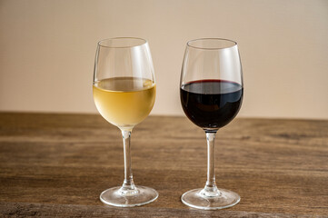 ワイン　ワイングラス