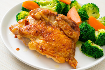 chicken steak with broccoli and carrot