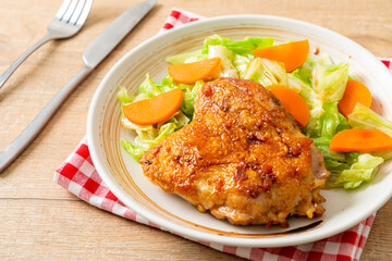 teppanyaki chicken steak with cabbage and carrot