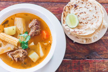 Sopa de Res