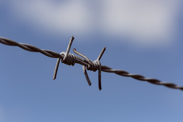 Nahaufnahme von Stacheldraht