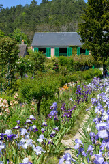 Iris, maison, Les jardins de Claude Monet, Giverny, Eure, 27, Normandie