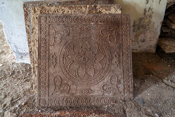 metal plate with a pattern