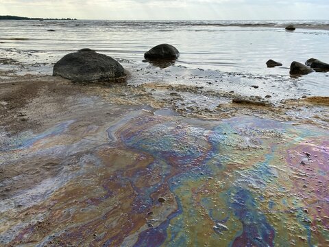 oil spills on the sand