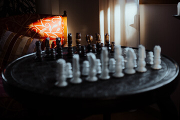 Liebevoll gestaltete Schachfiguren