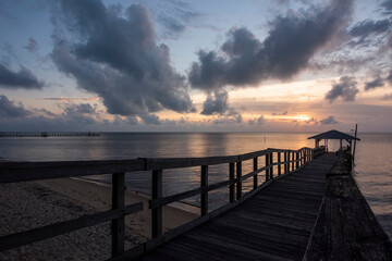 Obraz premium Cloudy Sunset in Fairhope, Alabama