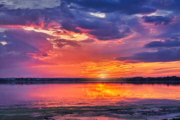 Obraz na płótnie Canvas Sunset Lake