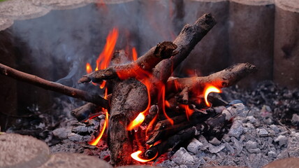 Ognisko, ogień. Bonfire, fire.