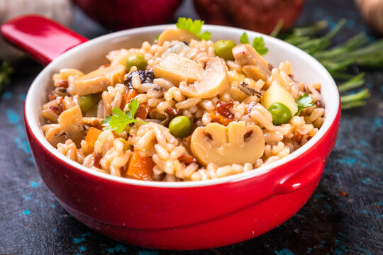 Risotto with mushrooms ande vegetables