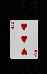 Carta de poker sobre fondo negro