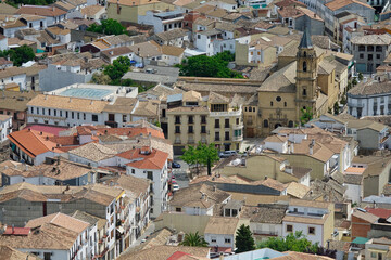 Obraz premium Upper photograph of the Andalusian city of Alcalá la Real and its church Santa María la Mayor