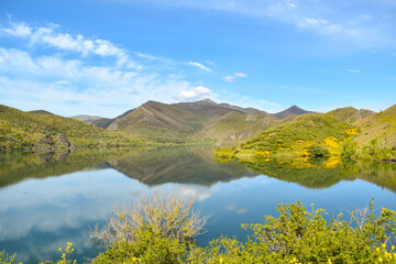 Embalse de barrios de luna