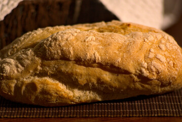 pan casero ciabatta, hecho en casa corteza, cascara pan masa madre, pan chapota