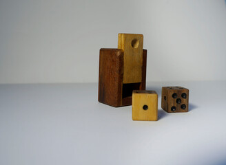 wooden dice 