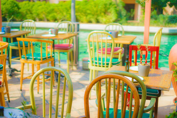 リバーサイドのレストラン（UAE・アラブ首長国連邦）