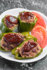 ピーマンの肉詰め