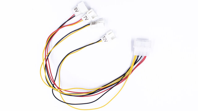 The male molex connector to 2 pins  12v, 7v and 5v